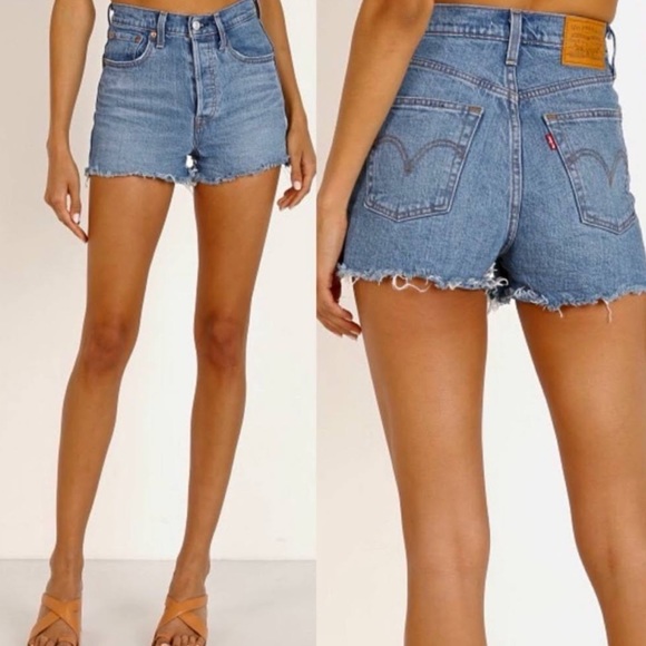 Levi's Pants - Levi's Ribcage Short in Urban Oasis